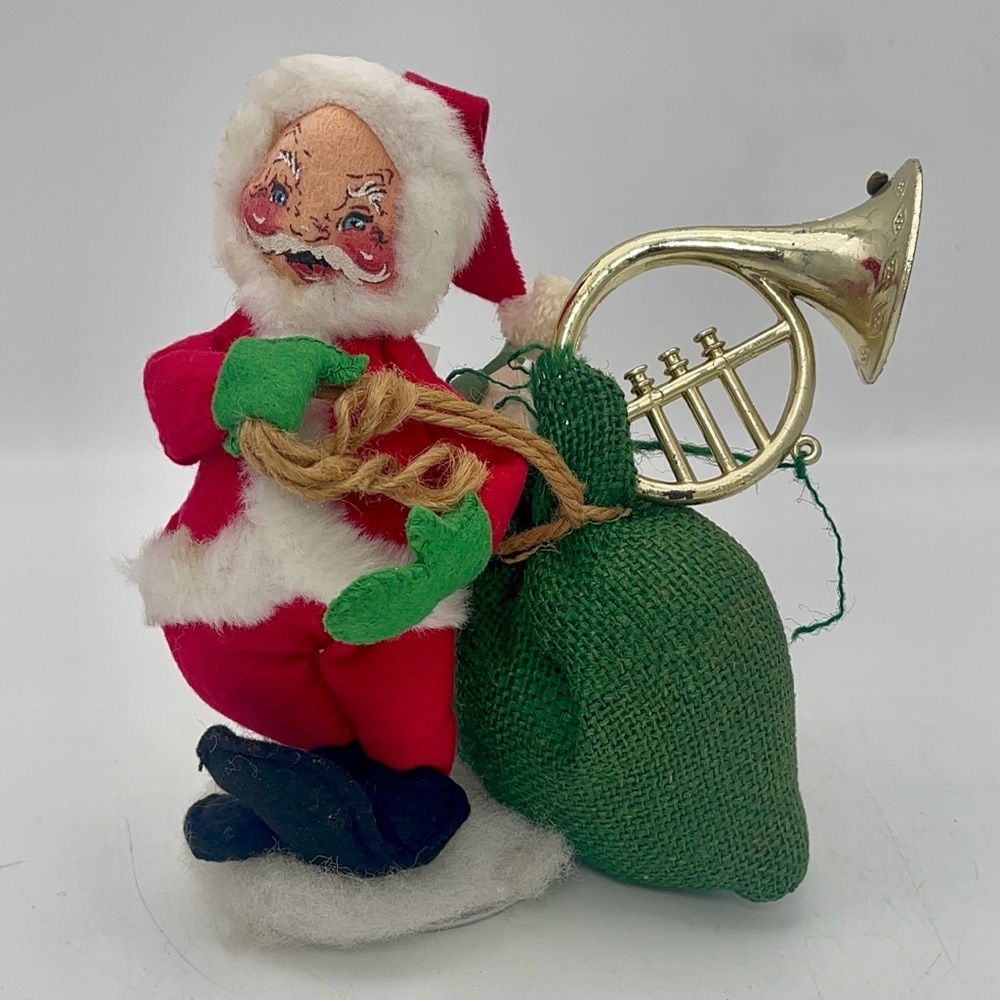 Annalee Dolls - Santa Claus with Toy Bag and Horn -1967 Vintage Santa Claus Doll